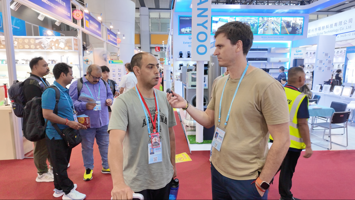 De Vichuquén a China: el sueño de dos emprendedores que viajaron hasta la Feria de Cantón para abrir su mirada al mundo